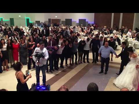 Hadi Salonu yikalim😅- Grup Güney ve MURO Davul Zurna - Hizli halay