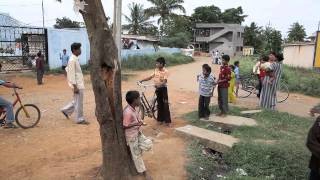 preview picture of video 'Documental_Taldeka_Dalit_Anekal_720_EUSK_1.mp4'