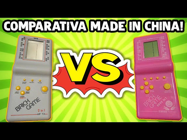 Vídeo relacionado con CZT Consola de Juegos de ladrillo Retro Retroiluminación Azul 23 Brick Juegos Tank War/Racing Auriculares Enchufables Puzzle Portable en Palma la Mano Juguetes para niños (Rojo)