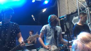 Head In The Clouds Forever Ends Here Rubix Warehouse Melbourne 2015