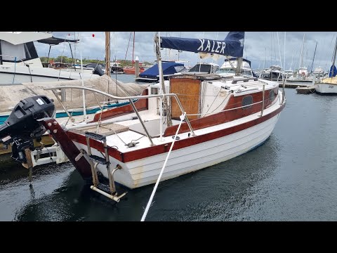 Xaler gets her varnished renewed with Awlwood Marine Varnish