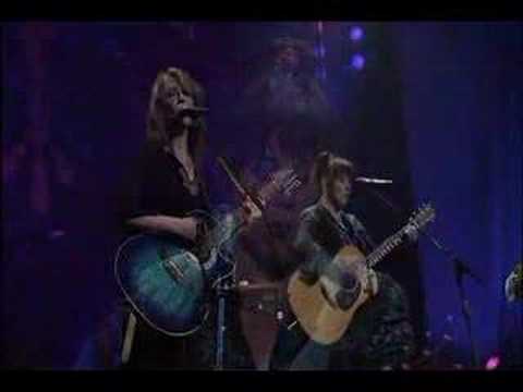 Heart - Mona Lisas & Mad Hatters (live in Seattle, 2002)