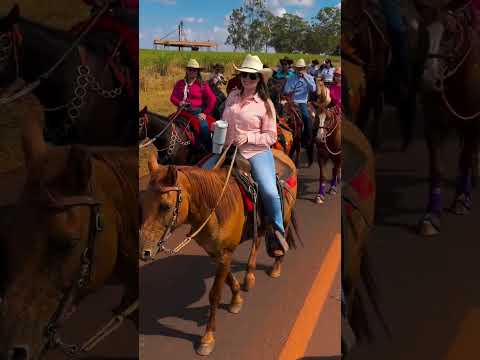 🐎🎉 Grandiosa Cavalgada celebra os 37 anos de Gouvelândia