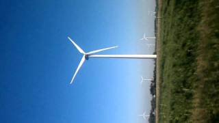 preview picture of video 'Western Iowa Wind Power Turbine Fields'