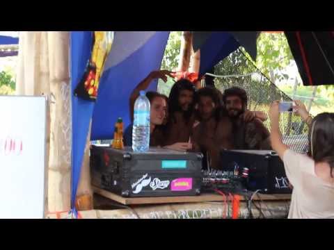 Amanajé Sound System feat Marina Peralta - Universo Paralello 12