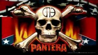 Pantera - I Can&#39;t Hide