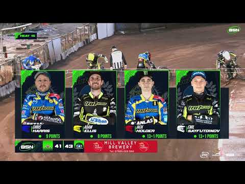 🎥 HUGE CRASH IN SHEFFIELD!