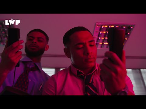 Lloyd & Dom James – Pwy Sy'n Galw?