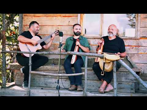 Utanmasam Ağlarum Engin Orta, Engin Alptekin ve Gökhan Alptekin.. Engin Orta ,İle Orta'ya karışık