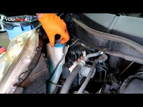2007-2013 Honda Fit Add Check Windshield Washer Fluid