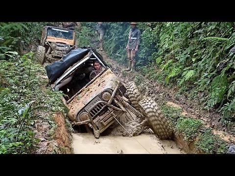 A Trilha do 90/120 foi o palco de grandes desafios e muita parceria Willys Toyota & Land Rover 4x4