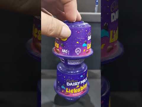 #lickables #cadbury #chocolate #asmr #shorts #satisfying