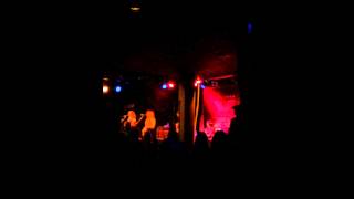 Veruca Salt playing "Eyes On You" at Martyr's in Chicago, 7/27/2015