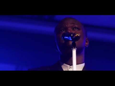 Lord Lombo - ''EMMANUEL'' (Version concert Showbuzz)