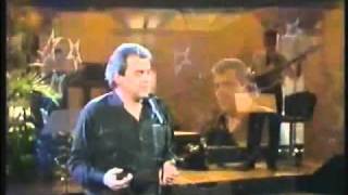 ALBERTO CORTEZ - CAMINA SIEMPRE ADELANTE