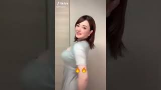 no bra challenge big boobs bouncing #short #nobra #bikini