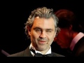 Andrea Bocelli canta Tu ca nun chiagne