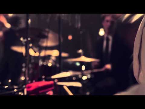 THE MOTOWN REVIVAL - 100 Yard Dash