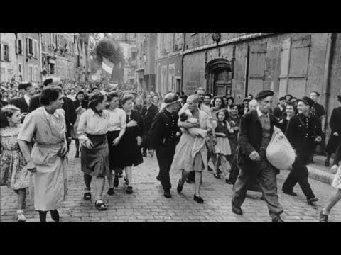 Robert CAPA, La Tondue de Chartres