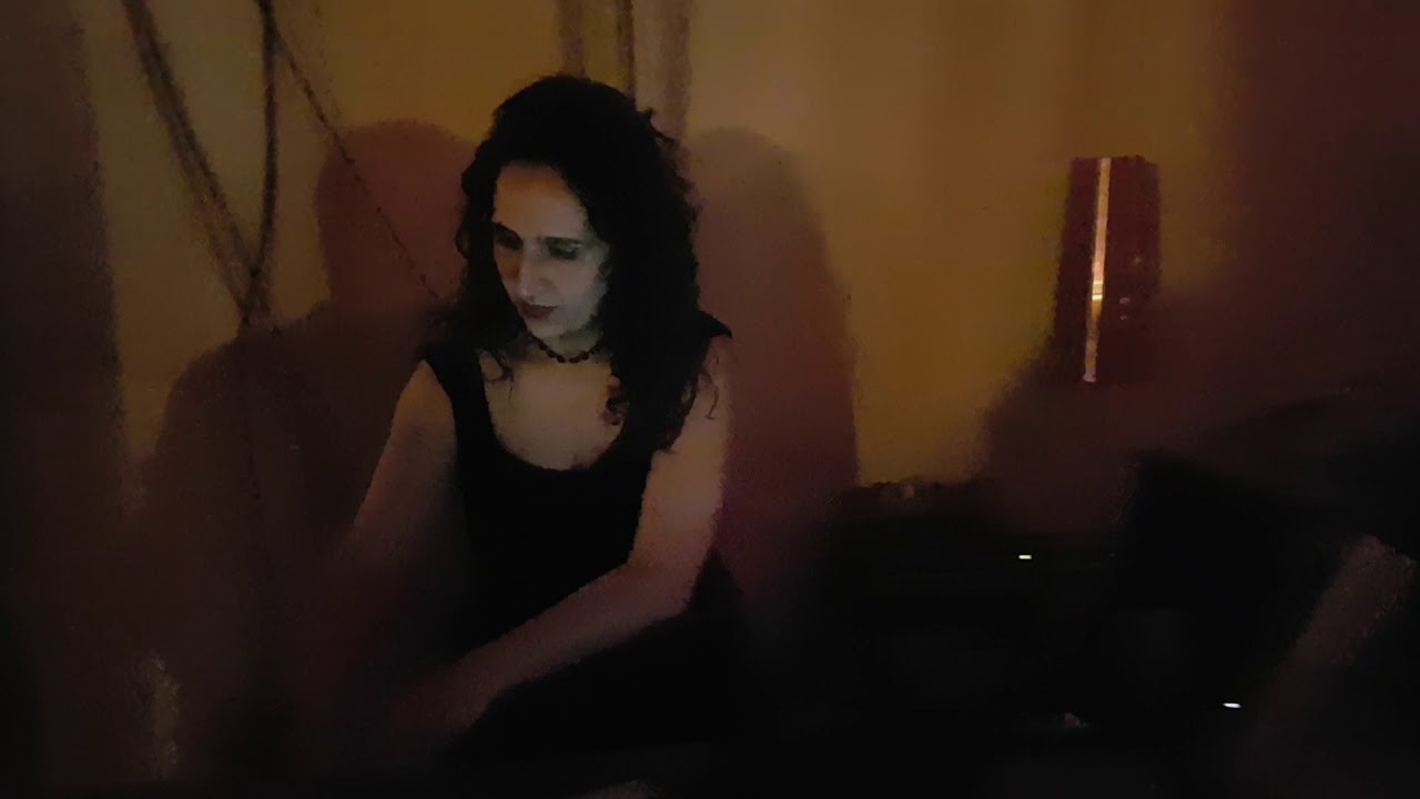 Video thumbnail for Milonga La grande Tutti @ La Tanguedia de Paris  _  DJ  Octavio Fernandez / Pilar Mo