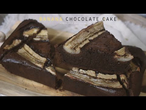 Just a Banana + the Moistest Chocolate Cake 🍌🍫🍰 Cozy Baking