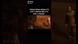 Download lagu Clown prank goes wrong (guns included) mp3