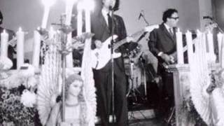 los tres - moizefala - lanzamiento de la espada &amp; la pared