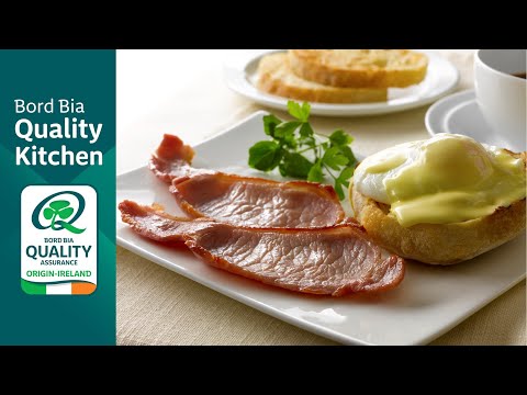 Eggs Benedict with Grilled Rashers