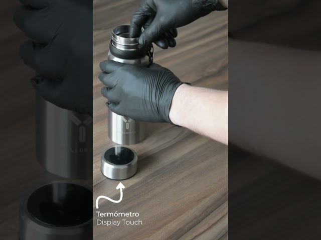 Vídeo relacionado con Nerthus FIH 756 Botella Termo Doble Pared diseño Pitufos 500ml, Acero Inoxidable, Libre de BPA, 18/8, 500 ml