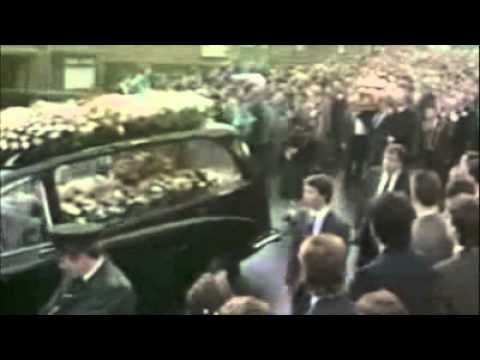 Unionist Politicians at UDA mans funeral