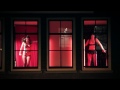 Video 'Girls going wild in red light district'