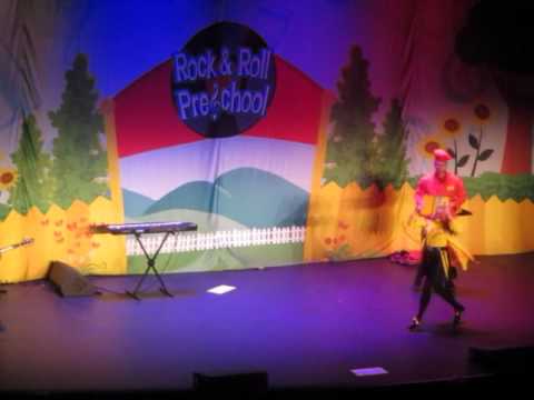 the wiggles live oct 11 2015 detroit I went to the library