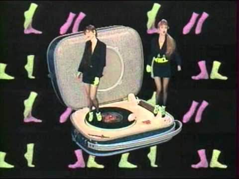 download lagu mp3 mp4 Aujourd Hui C Est Vendredi, download lagu Aujourd Hui C Est Vendredi gratis, unduh video klip Aujourd Hui C Est Vendredi