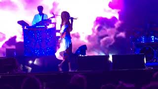 Lion Babe - Jump Hi (live) - Sziget festival 2017