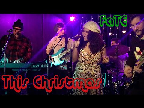 Fernanda and The Ephemeral - This Christmas [Live at Cafe Nine EP Release Party]