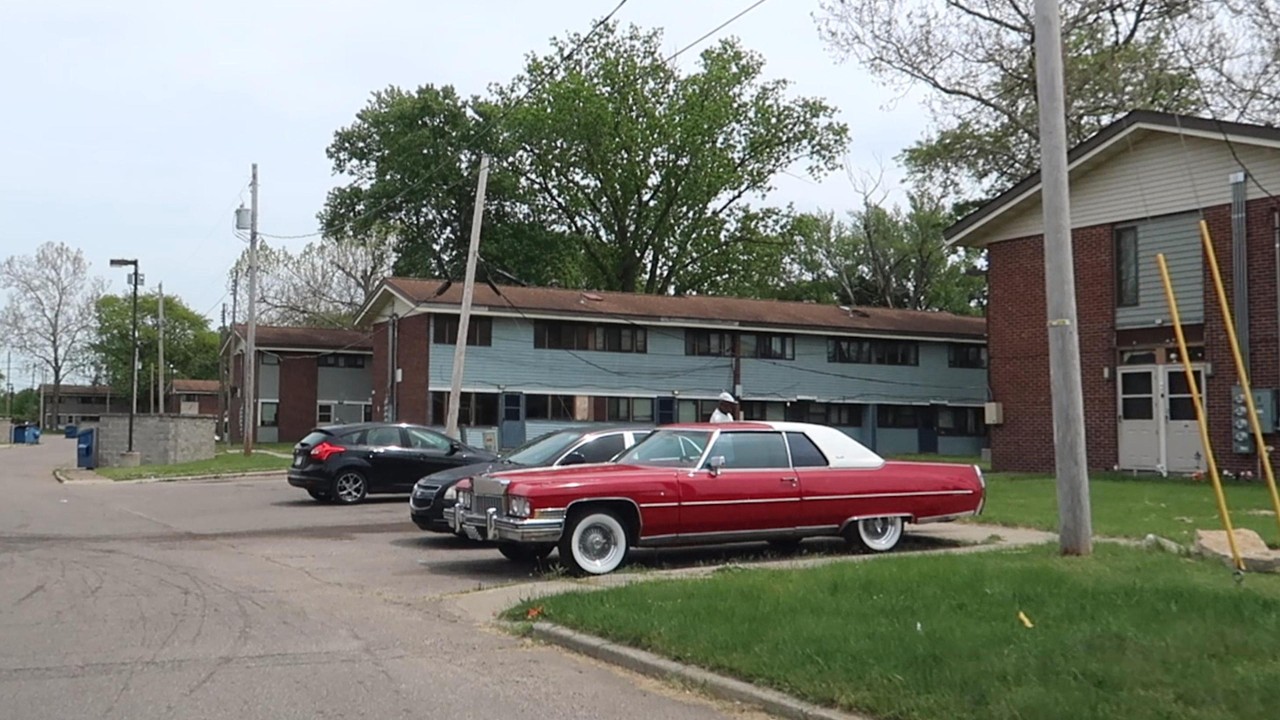 EXPLORING THE WESTERN MICHIGAN TOWN OF BENTON HARBOR