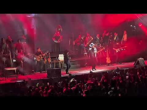 Edén Muñoz ft Cosme Tadeo - Loco Solitario (Live In México City, México)