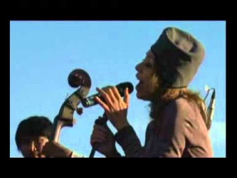 LOVE DANCE     Koko Harsoe Quartet Feat:Syaharani