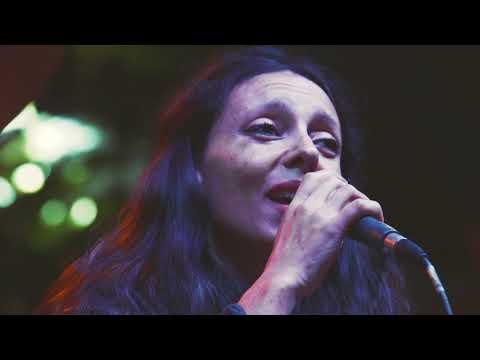 I Trillanti feat. Alessia Tondo - Bella Ci Dormi