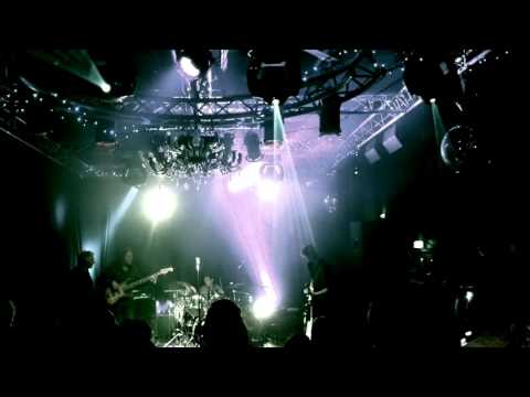 Jeff Beck - Stratus drum solo (Young Bee)