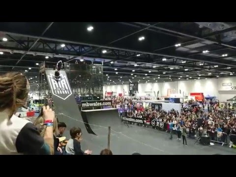 Air To The Throne 2016 - Nicholi Rogatkin's Winning Run