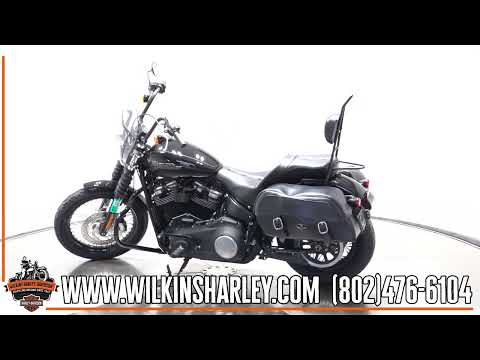 2019 Harley-Davidson FXBB Street Bob in Vivid Black