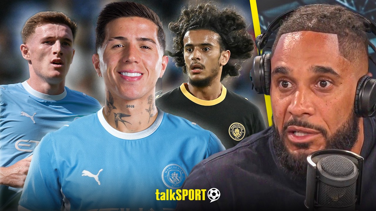 "A BIG DIFFERENCE!" Ashley Williams BACKS Man City to CHALLENGE Arsenal after Top Signings!