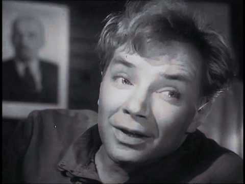 Песня о тревожной молодости - По ту сторону