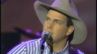 Garth Brooks   Every Time That It Rains live 1990