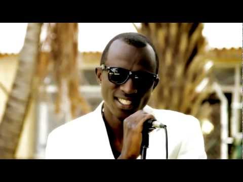 Amaka Yakwa Lesa (Remix) - Macky 2 (Official Video HD)