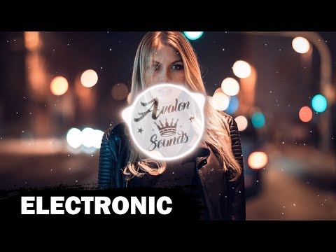 Famba - Space (Ft. Toito & Karli)