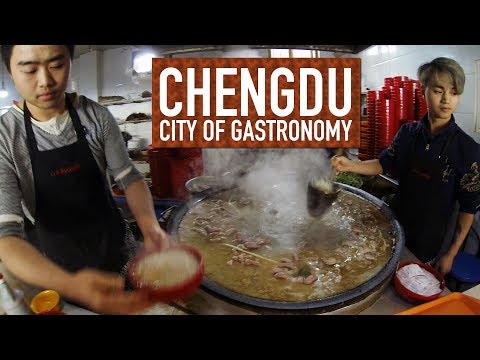 Sweet Potato Noodles & Pig Intestine // Chengdu: City of Gastronomy 15