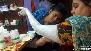 How to do Hand bleach