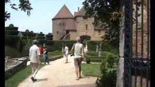 preview picture of video 'Cluny en Berzé-le-Châtel, France / Bourgogne'